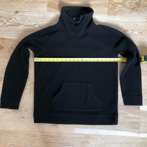 Michael Kors Black fleece pullover, with kangaroo pocket & gold hardware. Medium - Picture 5 of 11